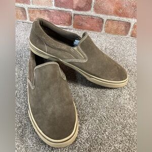Rocket Dog men’s brown leather slip on deck shoes sneakers size 9